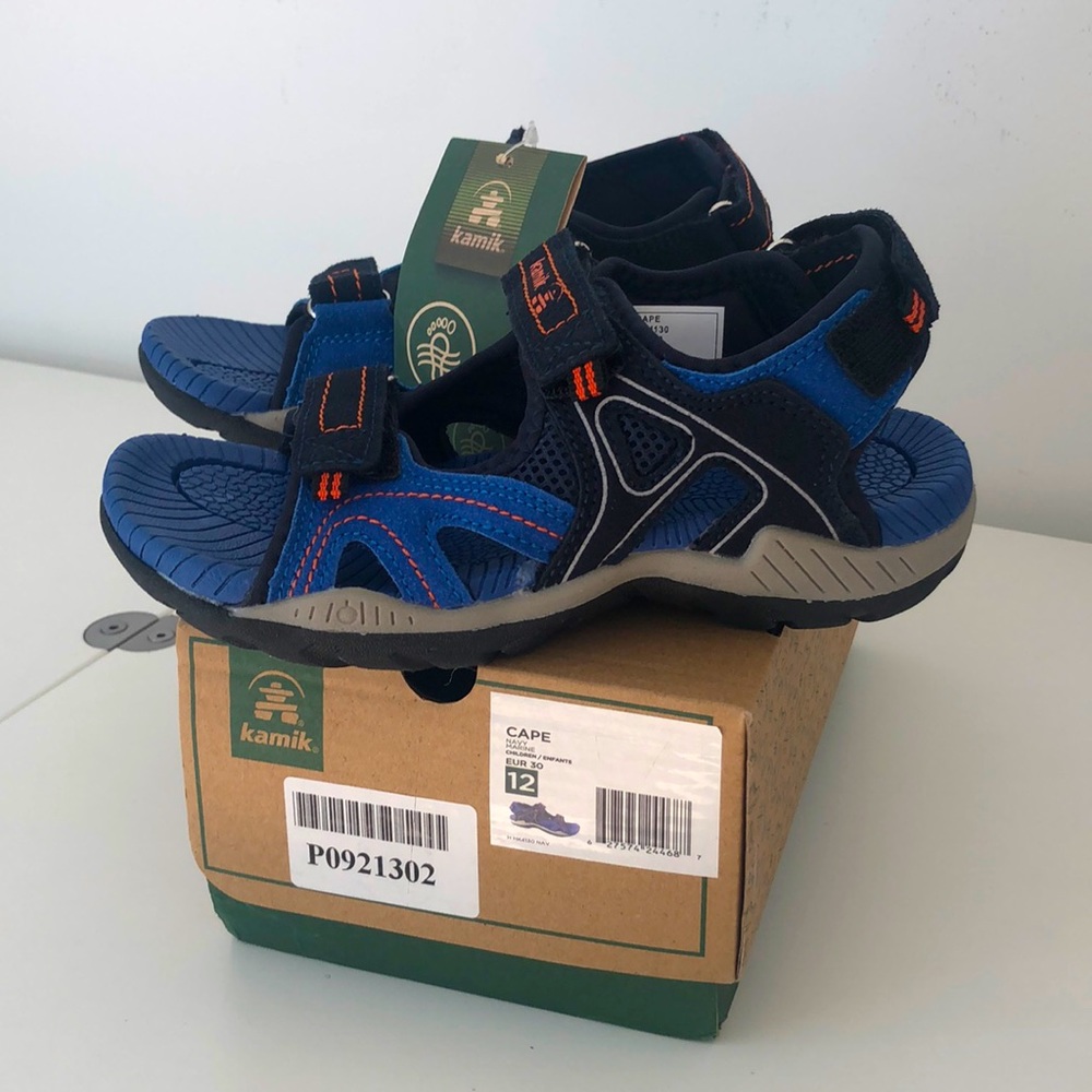 New Kamik Cape sandals, size 12.